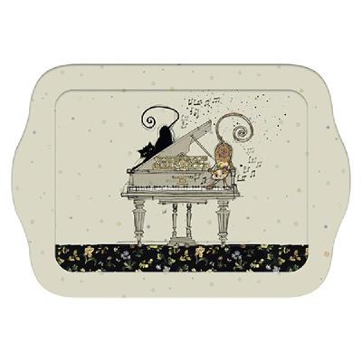 Plateau chat sur piano